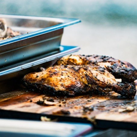 pon de river jamaican restaurant jerk chicken